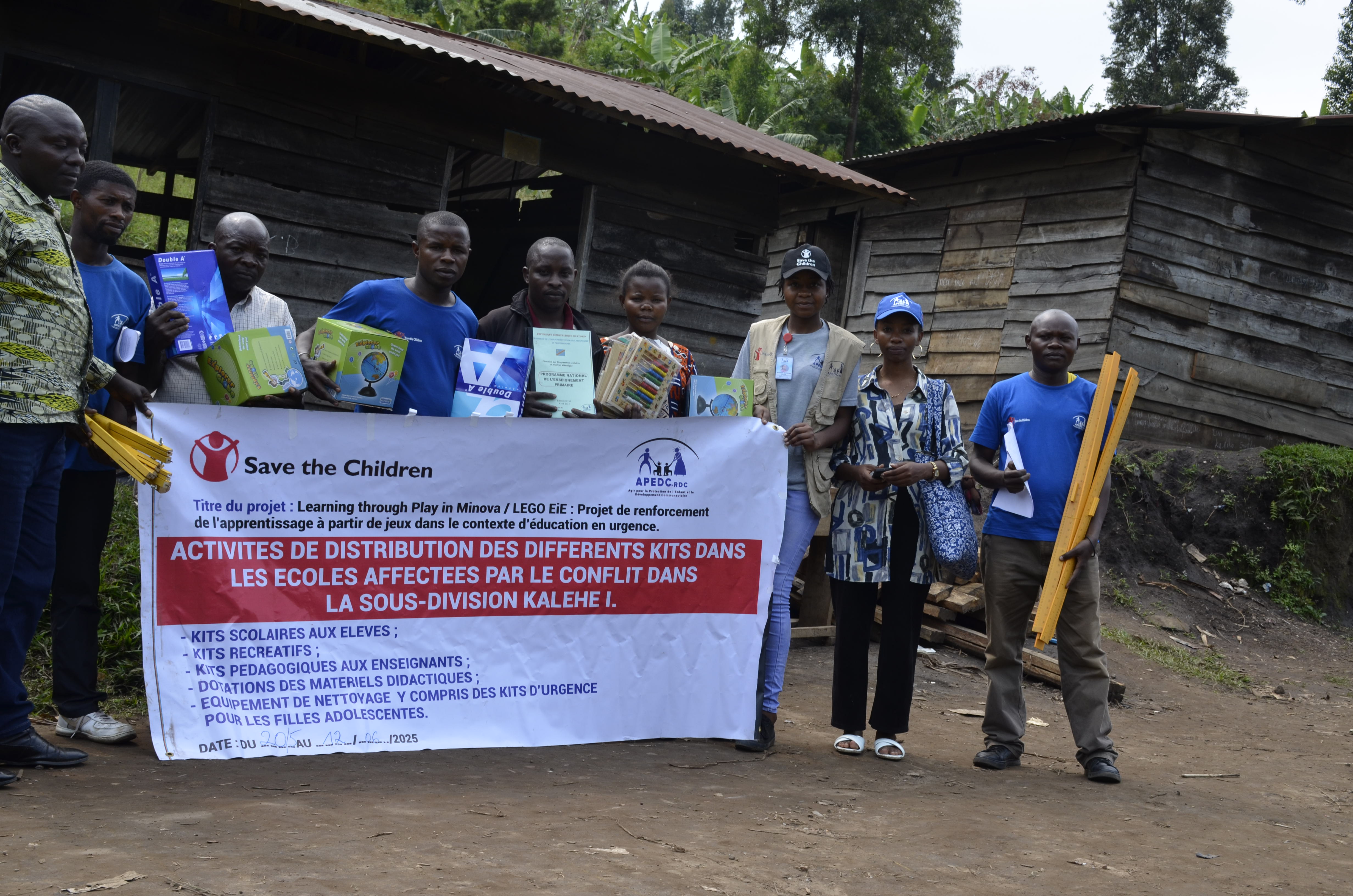 Distribution de kits d’hygiène et matériels didactiques